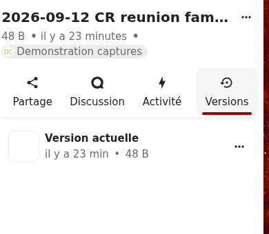 L'onglet Versions du panneau de détails : « Version actuelle » et, en dessous, les versions antérieures restaurables